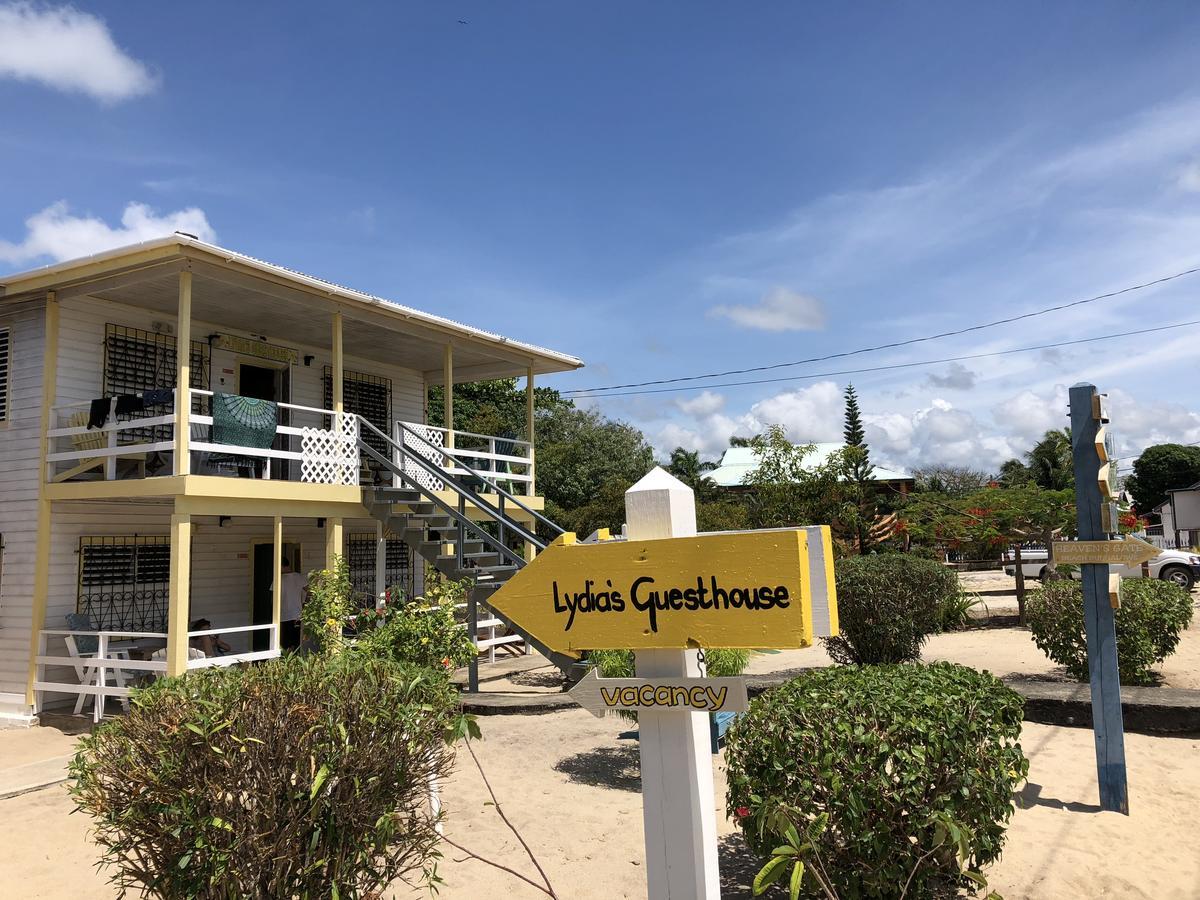 Lydia'S Guesthouse Placencia Exterior foto